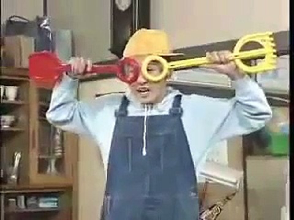 はねるのトびら　大家族スペシャル　ツッコミ