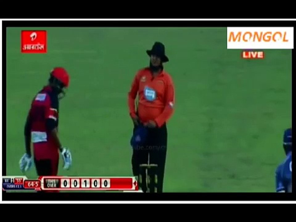 Shakib's behaviour with the umpire in BPL 2015