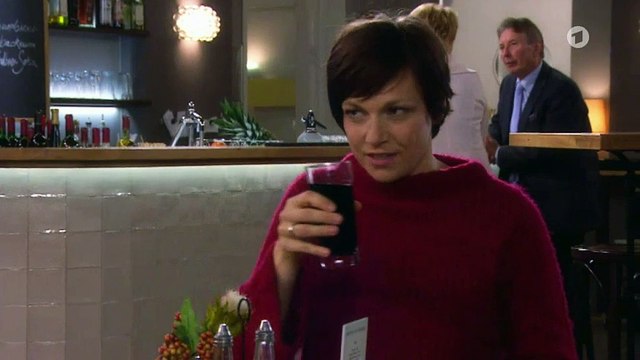 2093 - Eliane Isabelle Ben Carla (2)