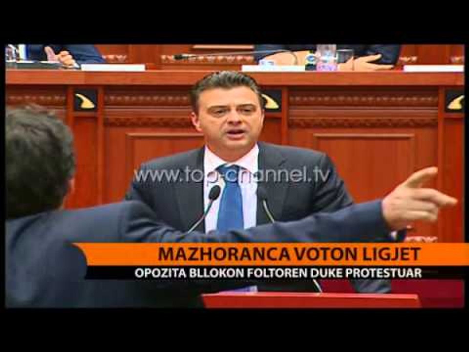 Mazhoranca voton ligjet - Top Channel Albania - News - Lajme
