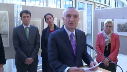 Report TV - Meta feston "Ditën e Pavarësisë" me shqiptarët në Gjermani