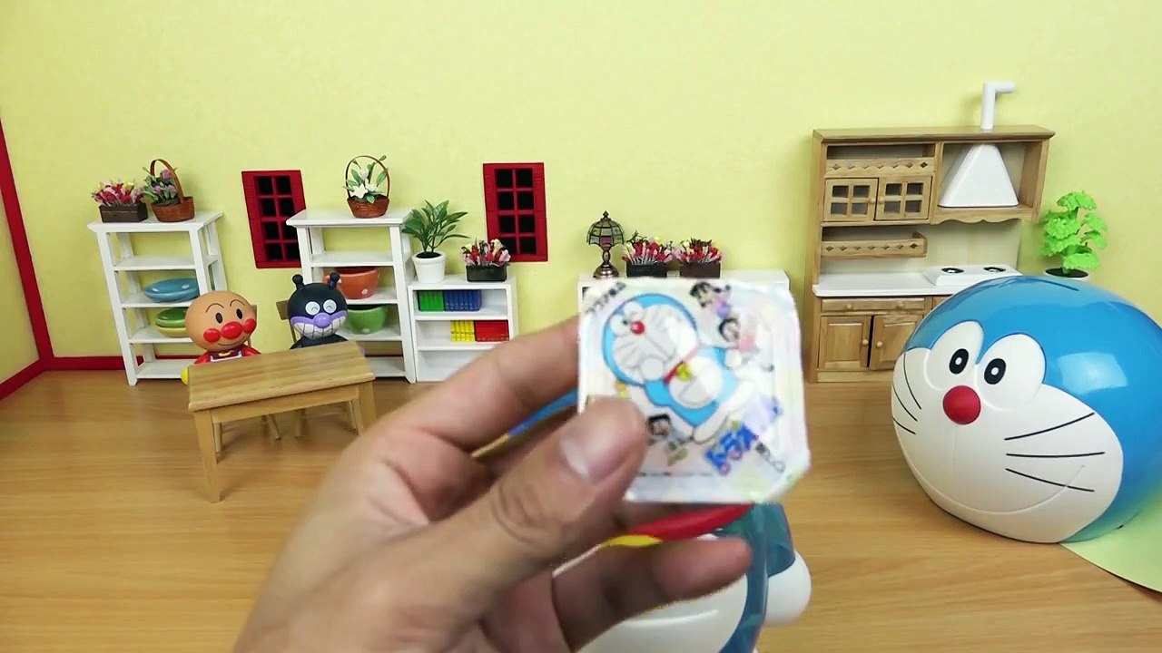 ドラえもん ゼリー入り貯金箱