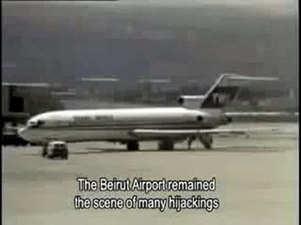 حرب الاهلية اللبنانية Lebanese Civil War - War of the flag footage