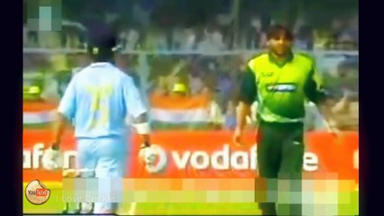 Tải video: Fight between Pakistan VS India cricket - Top 10 fights in Cricket History between players