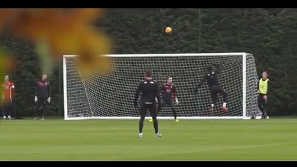 La reprise de volée kung-fu de Fraizer Campbell