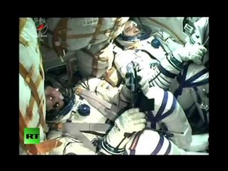 ANIJA KOZMIKE RUSE “SOYUZ” MBERRIN NE STACIONIN NDERKOMBETAR TE GJITHESISE LAJM