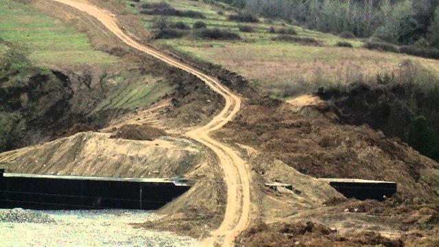 NGECIN PUNIMET NE TIRANE – ELBASAN, KALOHEN AFATET E PERFUNDIMIT