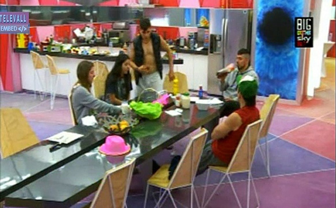 BBMex - P2 Rossana desperta com a camisa e pulseira de Vera - 23.11.2015