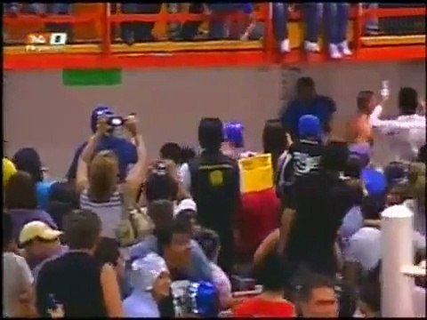 06 Blue Demon Jr, Lizmark Jr & Perro Aguayo Jr vs. El Hijo del Santo, Latin Lover & Marco Corleone