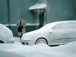 Завершил очистку автомобиля