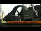 Bie kërkesa, biznesi tkurr prodhimin - Top Channel Albania - News - Lajme