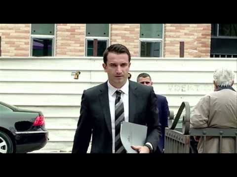 BEN BLUSHI, KRITIKA TE FORTA MAZHORANCES DHE RAMES