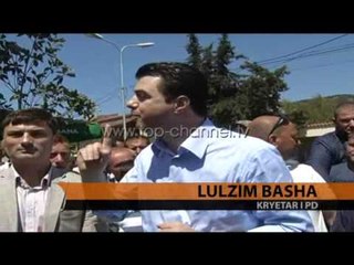 Nga Cakrani kanë ikur 1000 familje - Top Channel Albania - News - Lajme