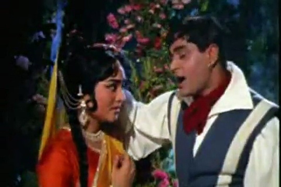 Baharo Phool Barsao - Rajendra Kumar Vayjenthimala n Rafi in film SURAJ