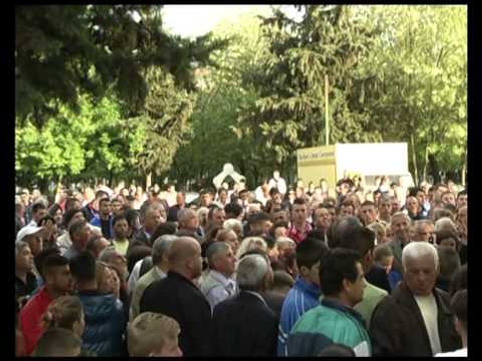 LULZIM BASHA SULMON ERION VELIAJN,“MINISTRI U HOQI BUKEN E GOJES FUKARENJVE” LAJM