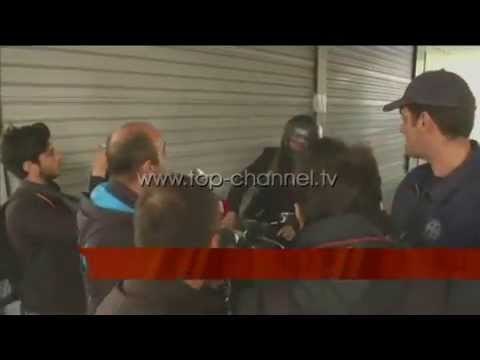 Athinë, sulmohet ministri i Financave - Top Channel Albania - News - Lajme