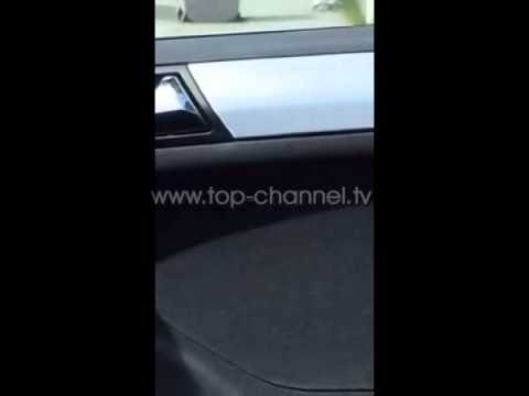 PA Koment - Lanë pacientin në trotuar - Top Channel Albania - News - Lajme