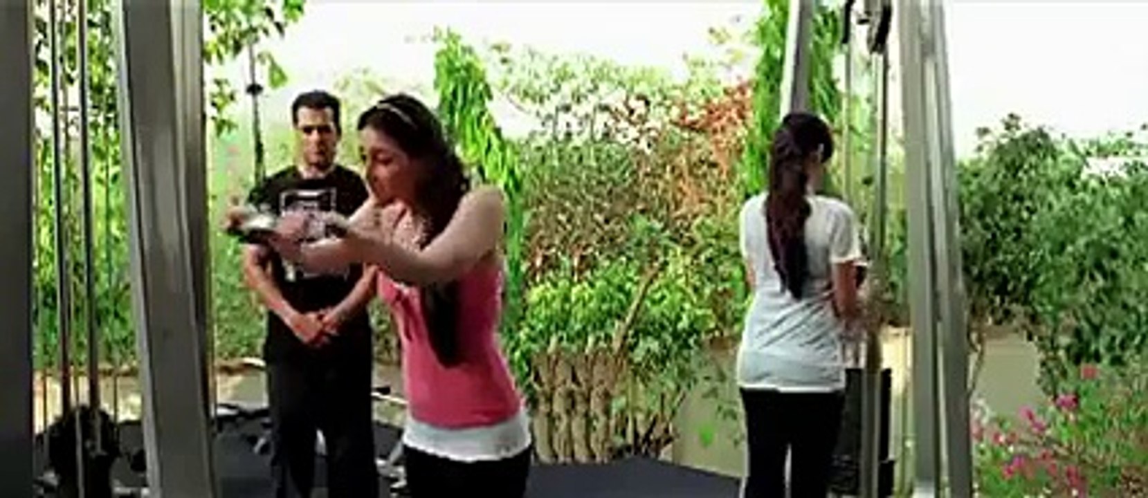 Bodyguard (2011) offical HD trailer-ft Salman Khan and Kareena Kapoor