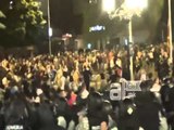 DEGJENERON NE DHUNE POLICORE PROTESTA PERPARA QEVERISE SE MAQEDONISE LAJM