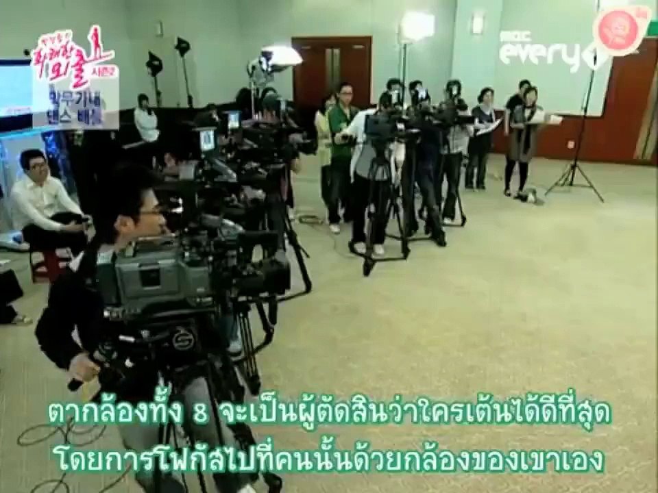 ซูยองกับทิฟฟานี่แข่งกันโพสท่า