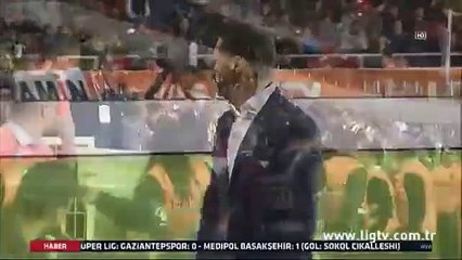 Mersin Tribününde Zorla Forması Çıkarılan Fenerbahçeli Çift