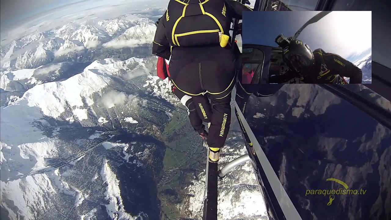 Salto de Helicoptero sobre os Alpes Suiços