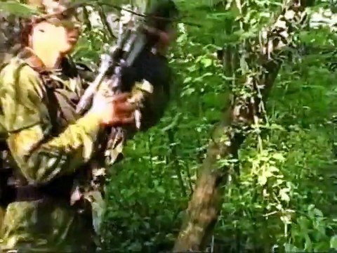 Искусство снайпера. Способ стрельбы стоя с использованием ремня.