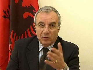 ISH USHTARAKET SERISH PROBLEME ME AKTET NORMATIVE TE QEVERISE LAJM