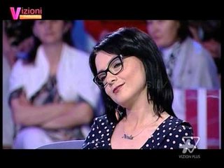 Скачать видео: Vizioni i pasdites - Rrezet e para të diellit pj2 - 15 Maj 2015 - Show - Vizion Plus