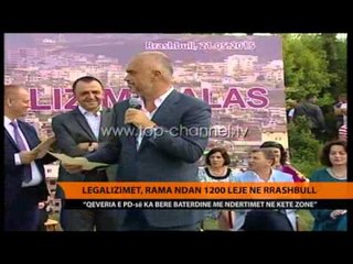 Rama në Rrashbull, shpërndan leje legalizimi - Top Channel Albania - News - Lajme
