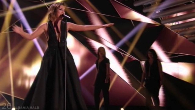 PARREGULLESI NE VOTAT E MAQEDONISE DHE MALIT TE ZI