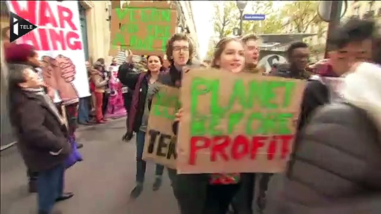Une chaîne humaine pour le climat