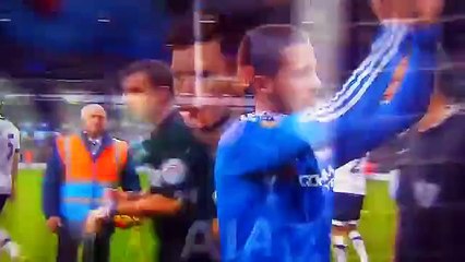 Costa throws bib at mourinho