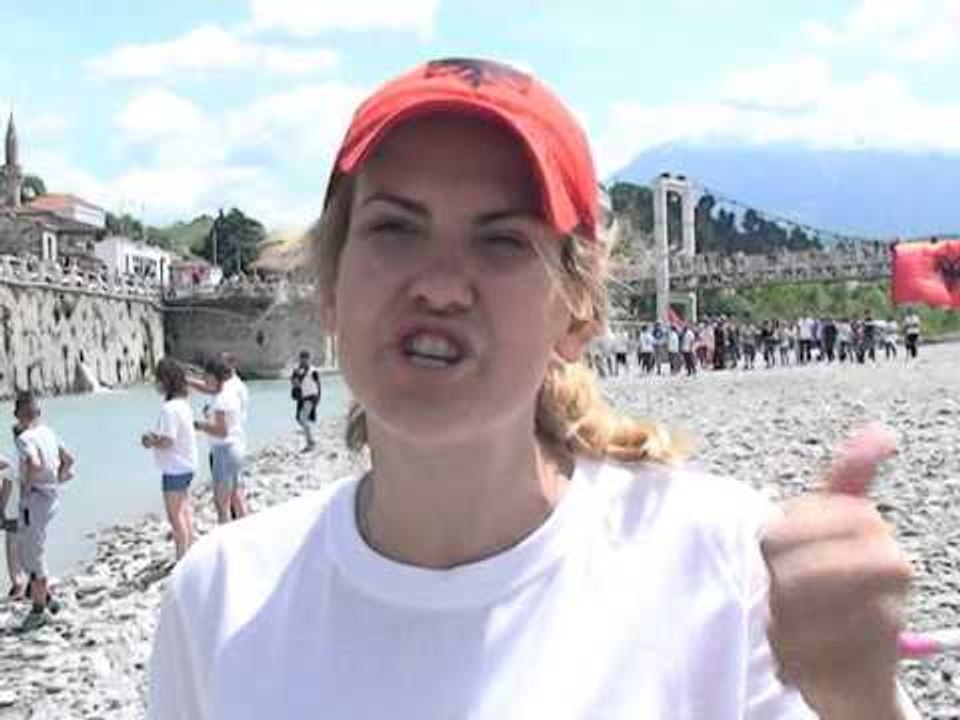 ZHVILLOHET NE BERAT KAMPIONATI I RAFTING NE OSUM,TE RINJTE BEHEN PJESE E AVENTURES LAJM