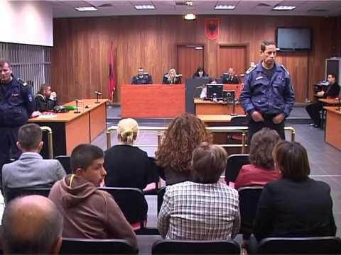 TE AFERMIT E TE AKUZUARVE SI “XHIHADISTE” LEJOHEN TE MARRIN PJESE NE SALLEN E GJYQI LAJM