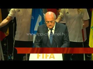 Blatter: Ta pastrojmë FIFA-n nga të korruptuarit - Top Channel Albania - News - Lajme