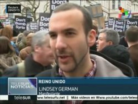 Protestan en Reino Unido contra posibles bombardeos en Siria
