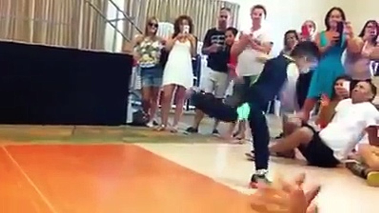 amzing little kids dance