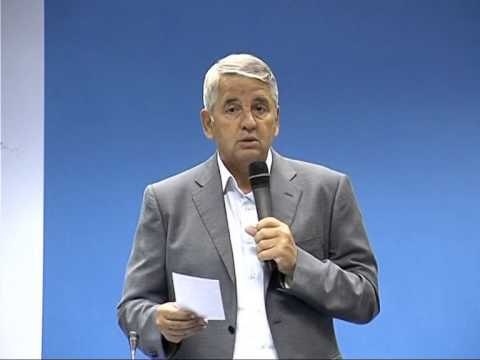 HALIM KOSOVA PREZANTON PROJEKTIN PER FURNIZIMIN ME UJE PER BANORET E TIRANES LAJM