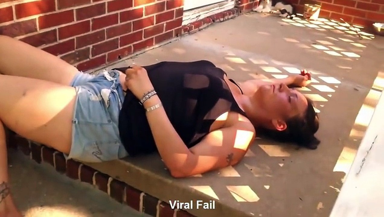 Drunk Girls Video 2015! Amazing Funny Compilation 2015  Пьяные девушки!