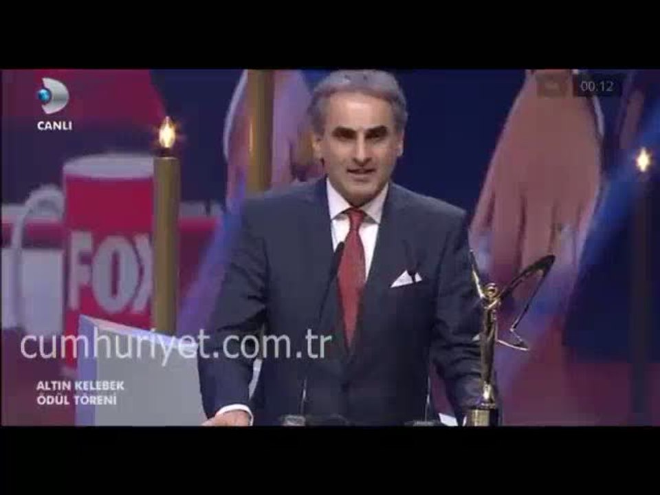 Can Dündar ve Erdem Gül için alkış istendi Acun Ilıcalı alkışladı