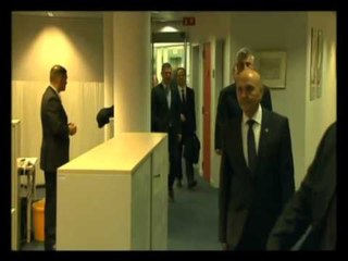 VUÇIÇ SHPREHET I GATSHEM PER ARRITJEN E NJE MARREVESHJE TE QENDRUESHME ME KOSOVEN LAJM