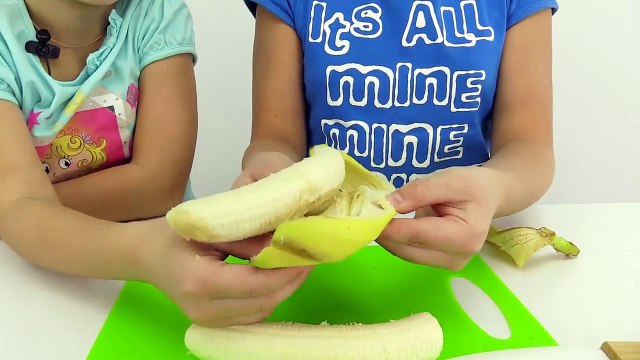 Настя и Ксюша: С ДНЕМ РОЖДЕНИЯ, ВОВА! Готовим вместе с Миньонами Торт. Рецепты для детей