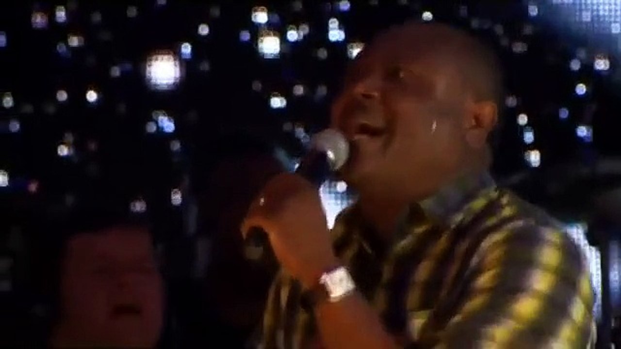 Irmão Lazaro canta a musica Mesmo Assim te Louvarei