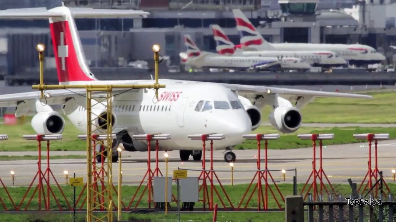 Amazing Swiss British Aerospace Avro RJ100 London City airport