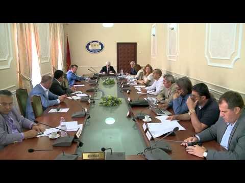 KOMPROMIS PER REFORMEN NE DREJTESI,OPOZITA DHE MAZHORANCA ME NGA 5 ANETARE NE KOMISION LAJM