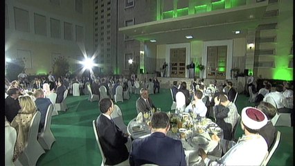KRYEMINISTRI RAMA SHTRON IFTAR PER RAMAZAN