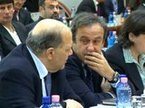 PLATINI NE SHQIPERI PRESIDENTI I UEFA VJEN PER 80 VJETORIN E FSHF LAJM