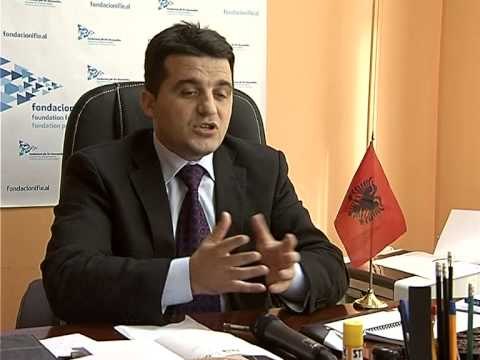 KURSI I EUROS RRITJA E PASHMANGSHME SIPAS EKSPERTEVE LAJM