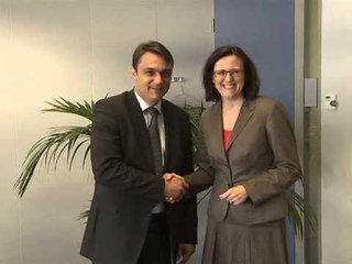 FLUKSI I AZILKERKUESVE MALMSTROM I SHKRUAN MAQEDONISE DHE SERBISE LAJM